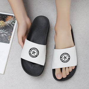 James™ minimalistische ontwerper heren badslippers