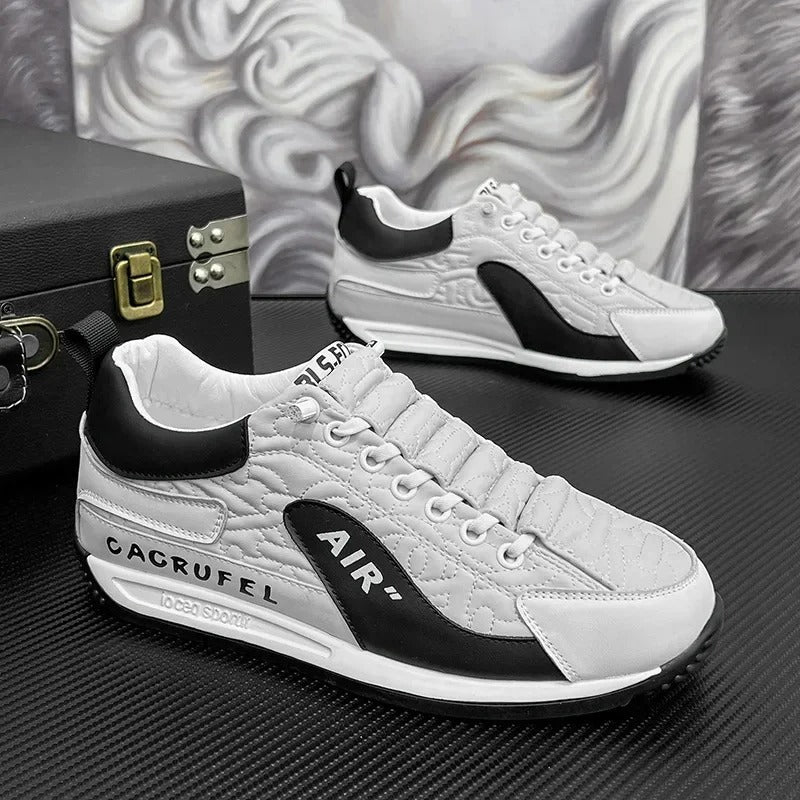 James™ witte lichtgewicht herensneakers met dikke zoolprint