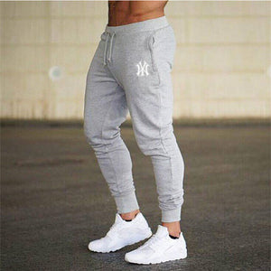 James™ winddichte heren joggingbroek met logoprint